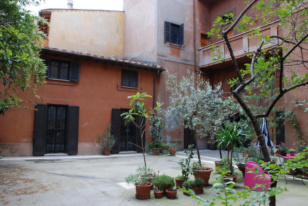 Palazzo Velli Suites Rome Luaran gambar